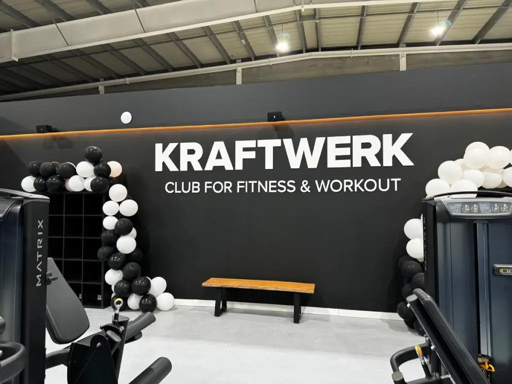 ENTRENA TU LADO MÁS FIT